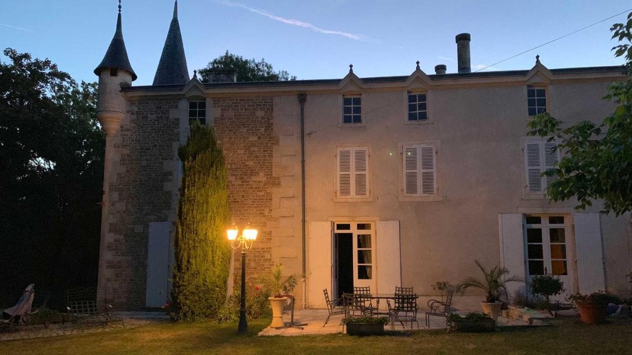 Mazette! Le Chateau Niort Esterno foto