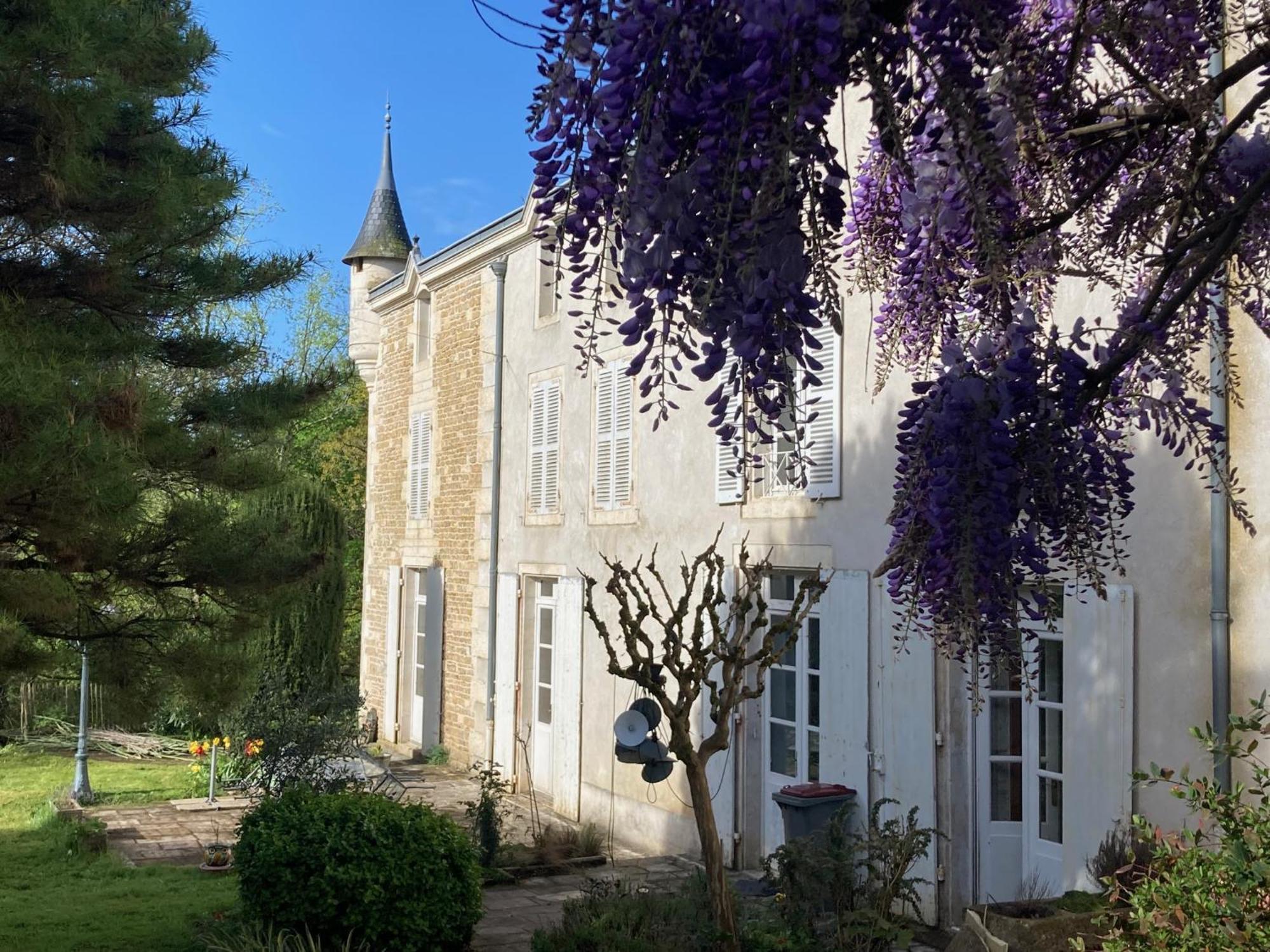 Mazette! Le Chateau Niort Esterno foto